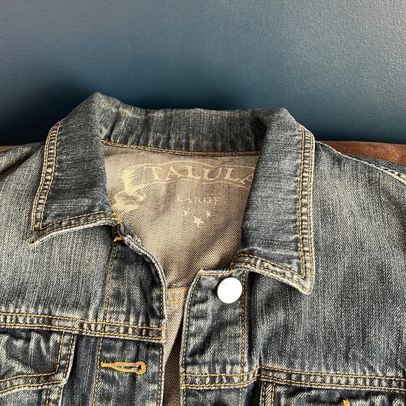 Aritzia Talula Denim Jean Jacket Blue Size Large Pockets Casual Capsule Wardrobe - Picture 2 of 5